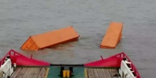 货物用集装箱海运若何预防进水