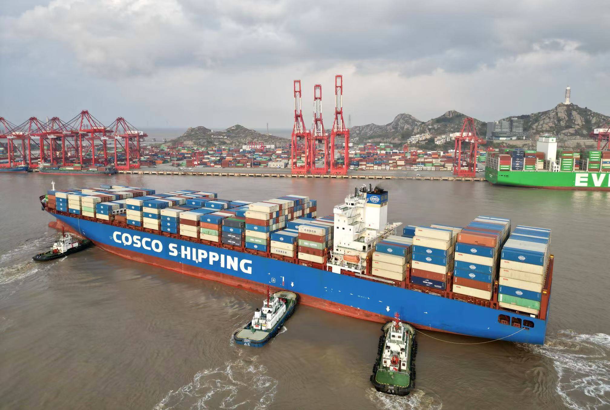 直航船与中转船：内贸海运，该选直达还是中转？