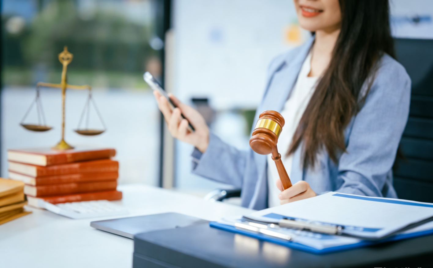 海运货物受损，船公司、货代与保险公司，谁该赔？